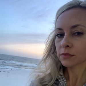 Meet your Posher, Suzanne